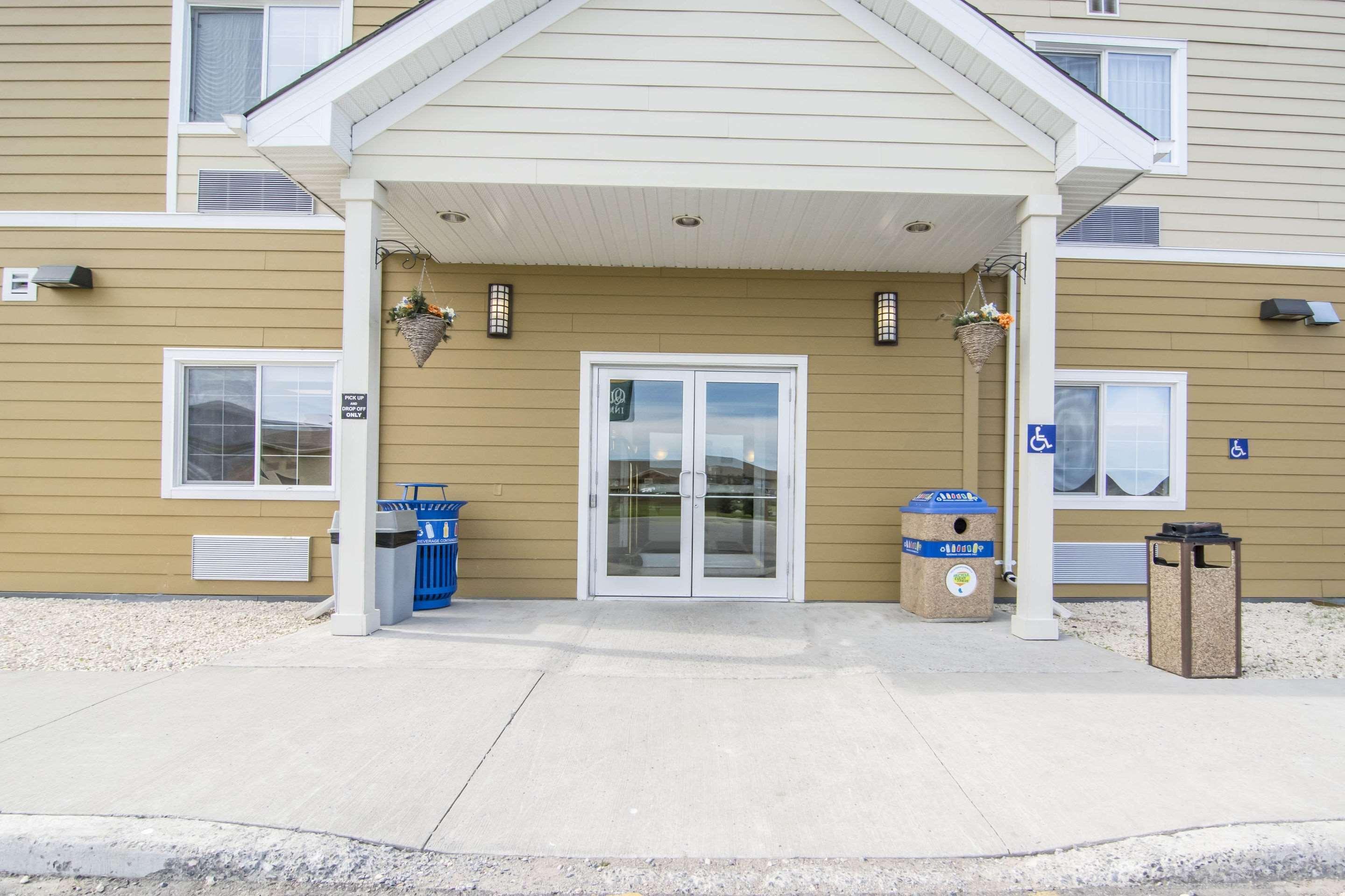 Quality Inn & Suites Thompson Extérieur photo