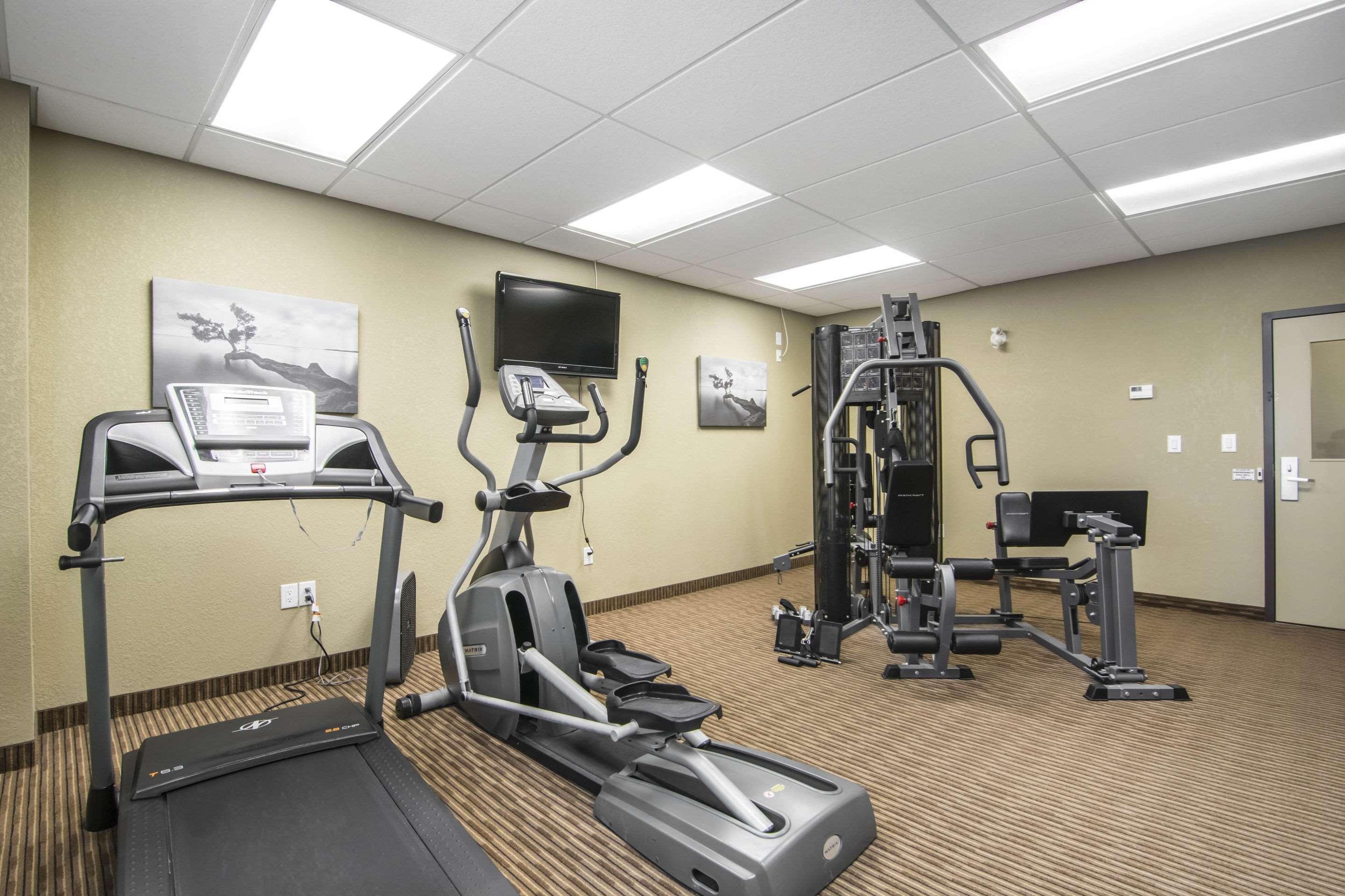 Quality Inn & Suites Thompson Extérieur photo